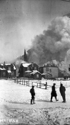 Fire in unidentified residential area