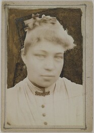 Portrait of Mary SlÃ¶Ã¶r, Axel GallÃ©nÂ´s wife-to-be; print 2 of the photograph 2.