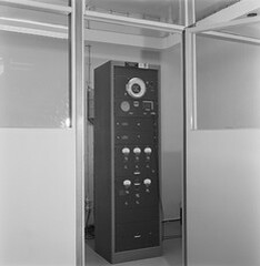 Time signal device for radio broadcasting, 1963