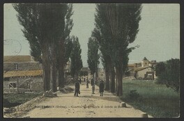 Bourdeaux (DrÃ´me) - Quartier de St Savin et entrÃ©e de Bourdeaux