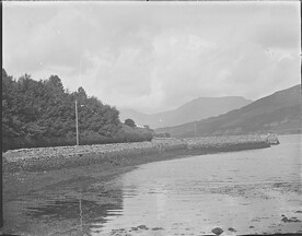 A dry stone wall to hold back the tide?